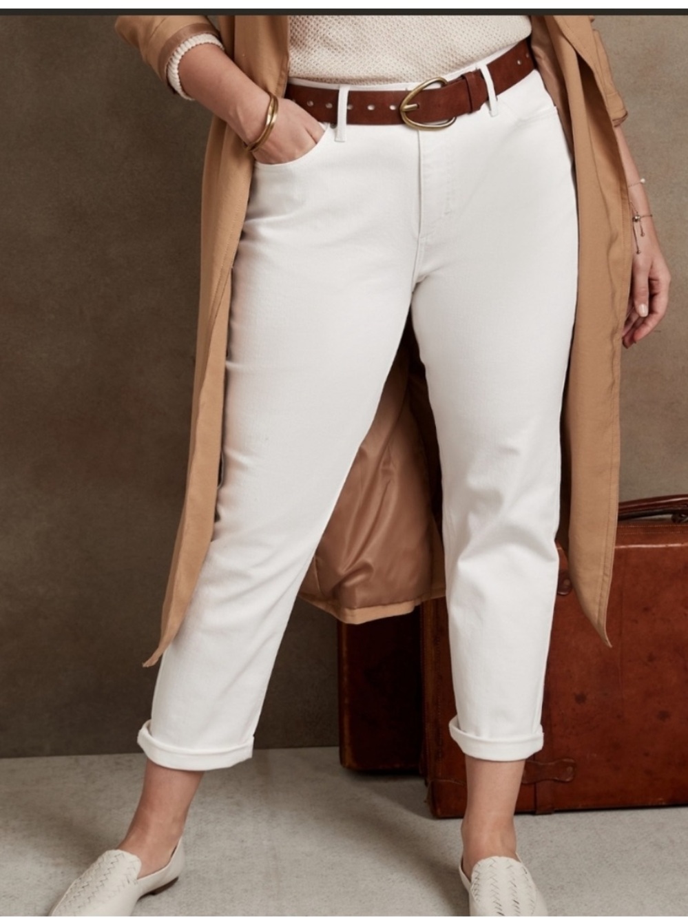 Banana Republic Girlfriend White Jeans Size 29 NWT